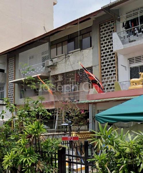 3 Bed Walk-up Apartment (Condo) for Rent in  20 Lorong 15 Geylang - Image 3